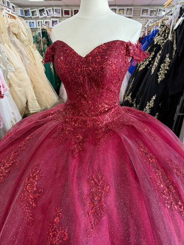 Q by Davinci 80542/ Burgundy size 8