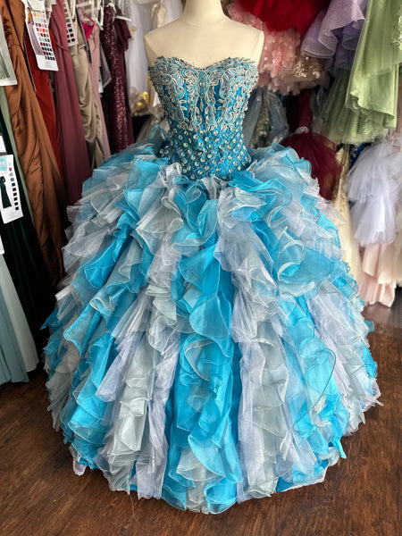 Bella Sera Quinceanera Dress in Turquoise and silver size 6